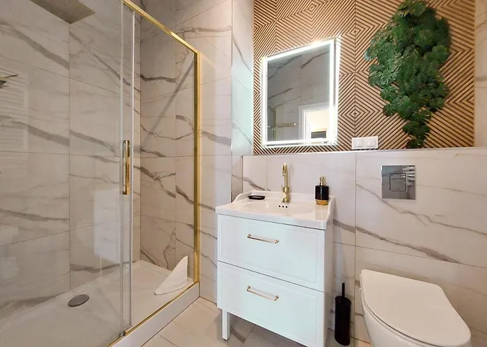 Apartment With Mountain View In